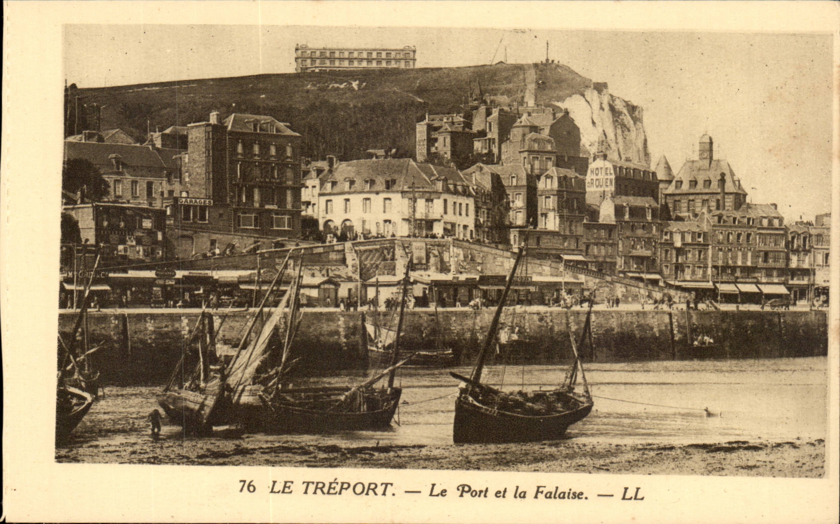 Treport - der Hafen und die Klippe - CPA