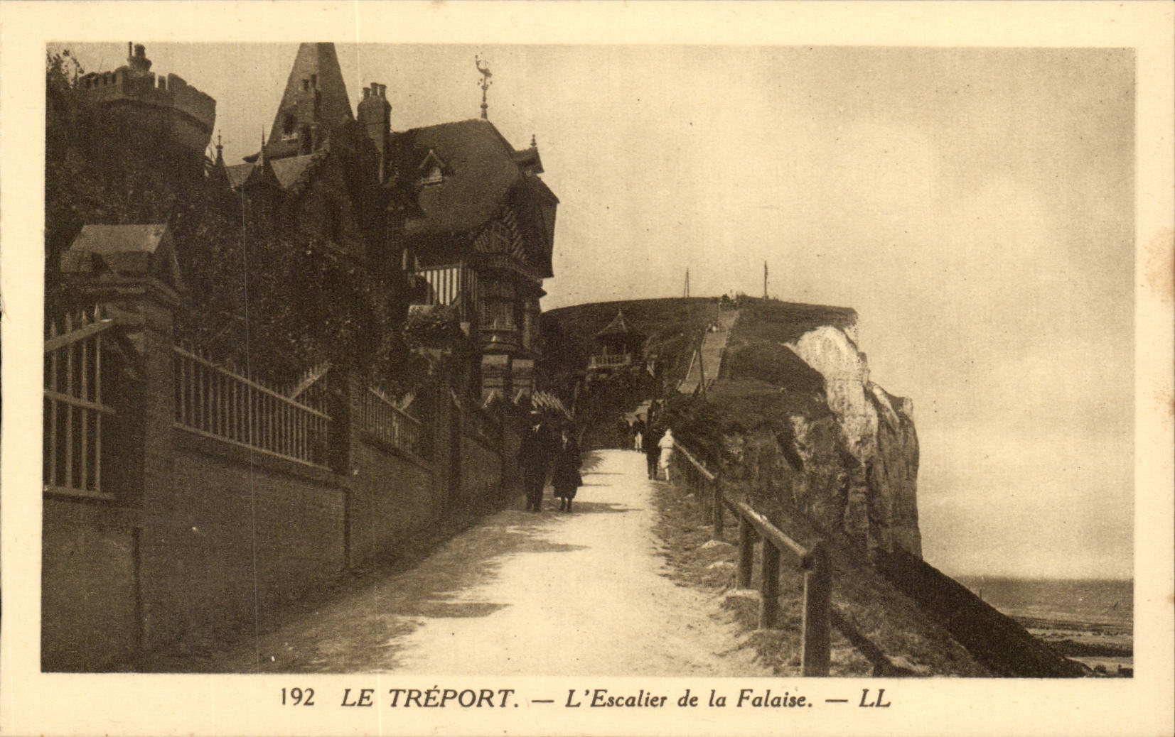 Treport - das Treppenhaus der Klippe - CPA