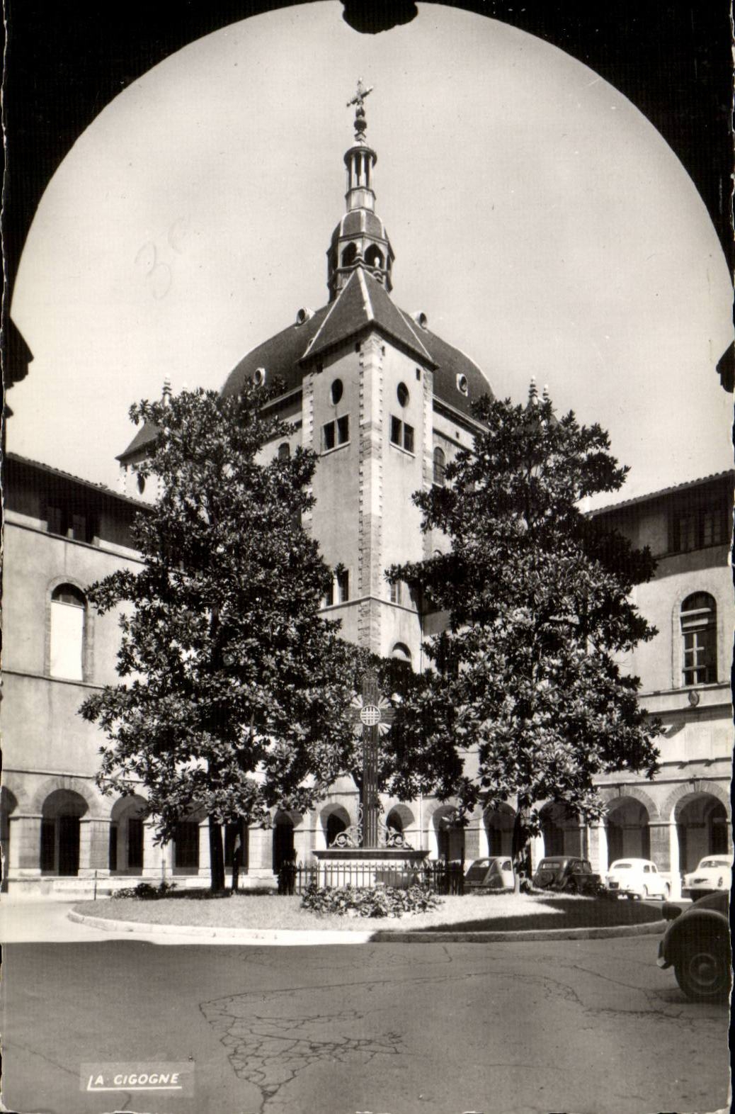 Lyon - Museum der hoflichaltersheime des Lyon-Eingangs vom Museum hat Hotel-Gott - CPA