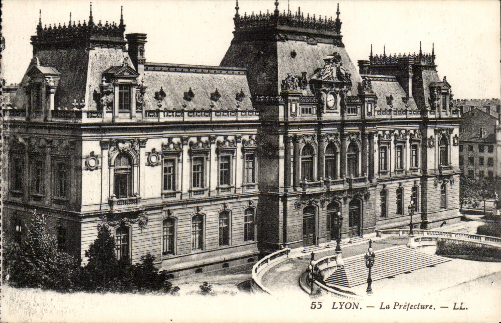 Lyon - Prafektur - CPA