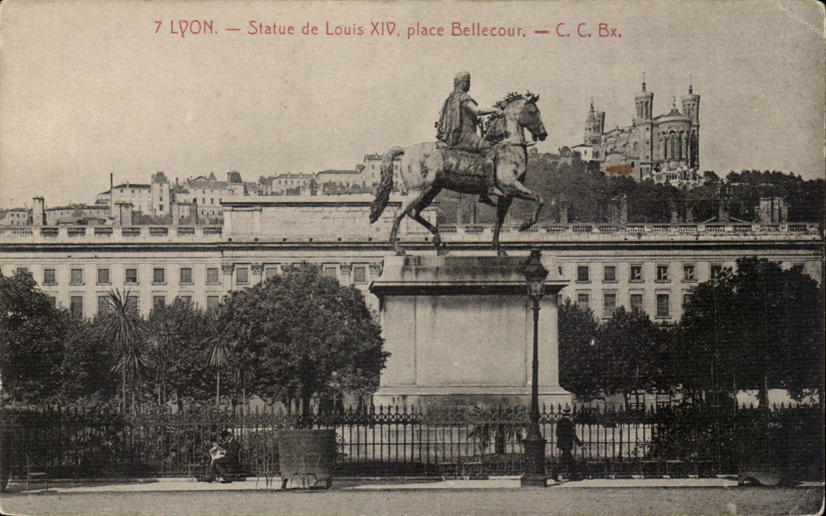 Lyon - Statue von Louis XIV - Bellecour Platz - CPA