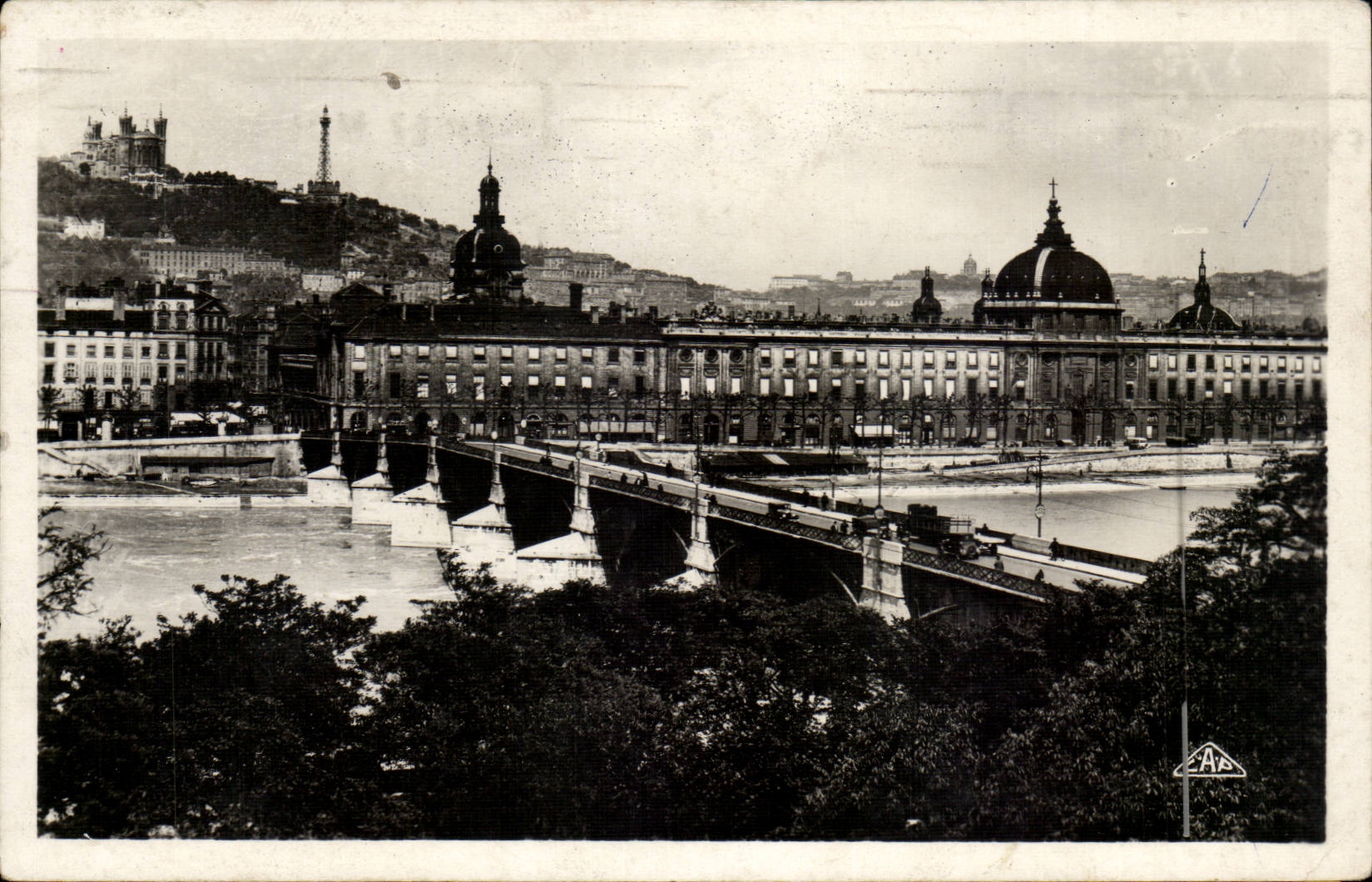 Lyon - Brucke und der grosse Hotel-Gott - CPA