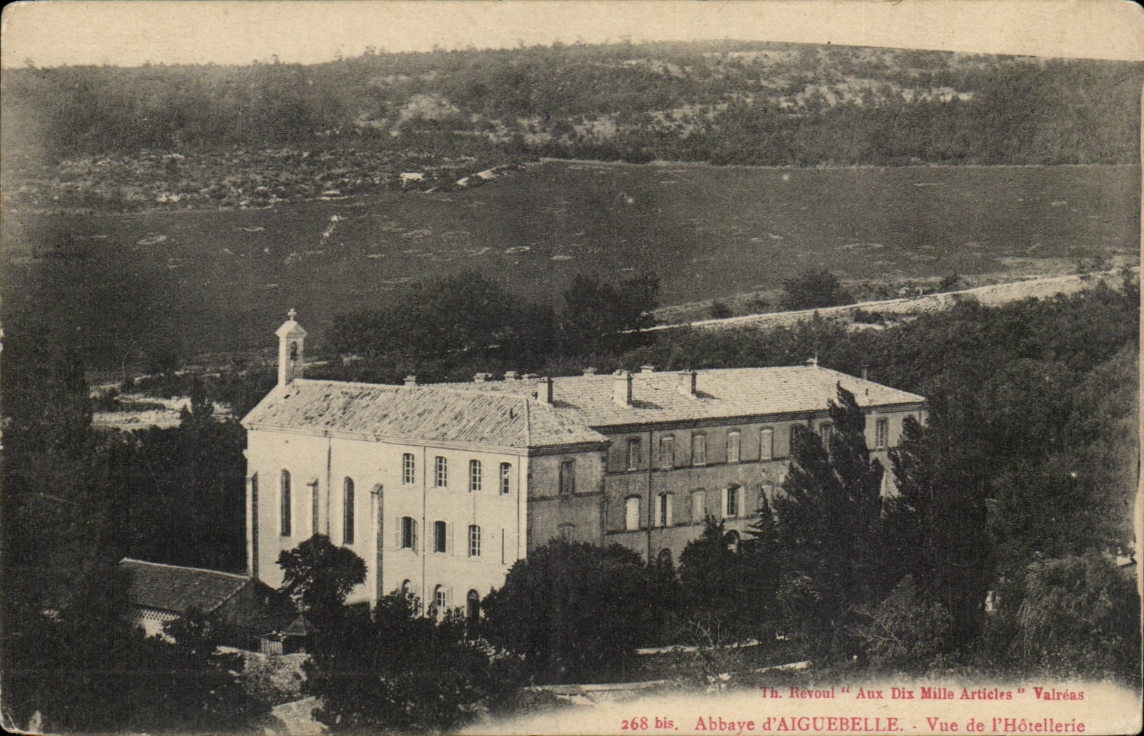 CPA d4Aiguebelle Abbey Seen of hotel trade