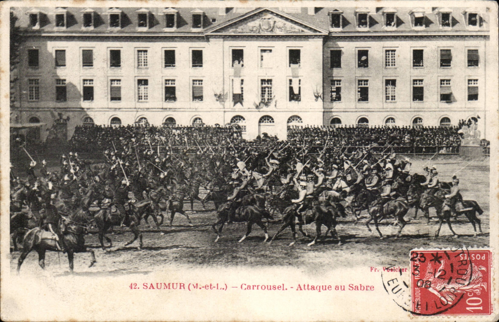Saumur CPA Carousel Attacks with the saber (horse hippism)