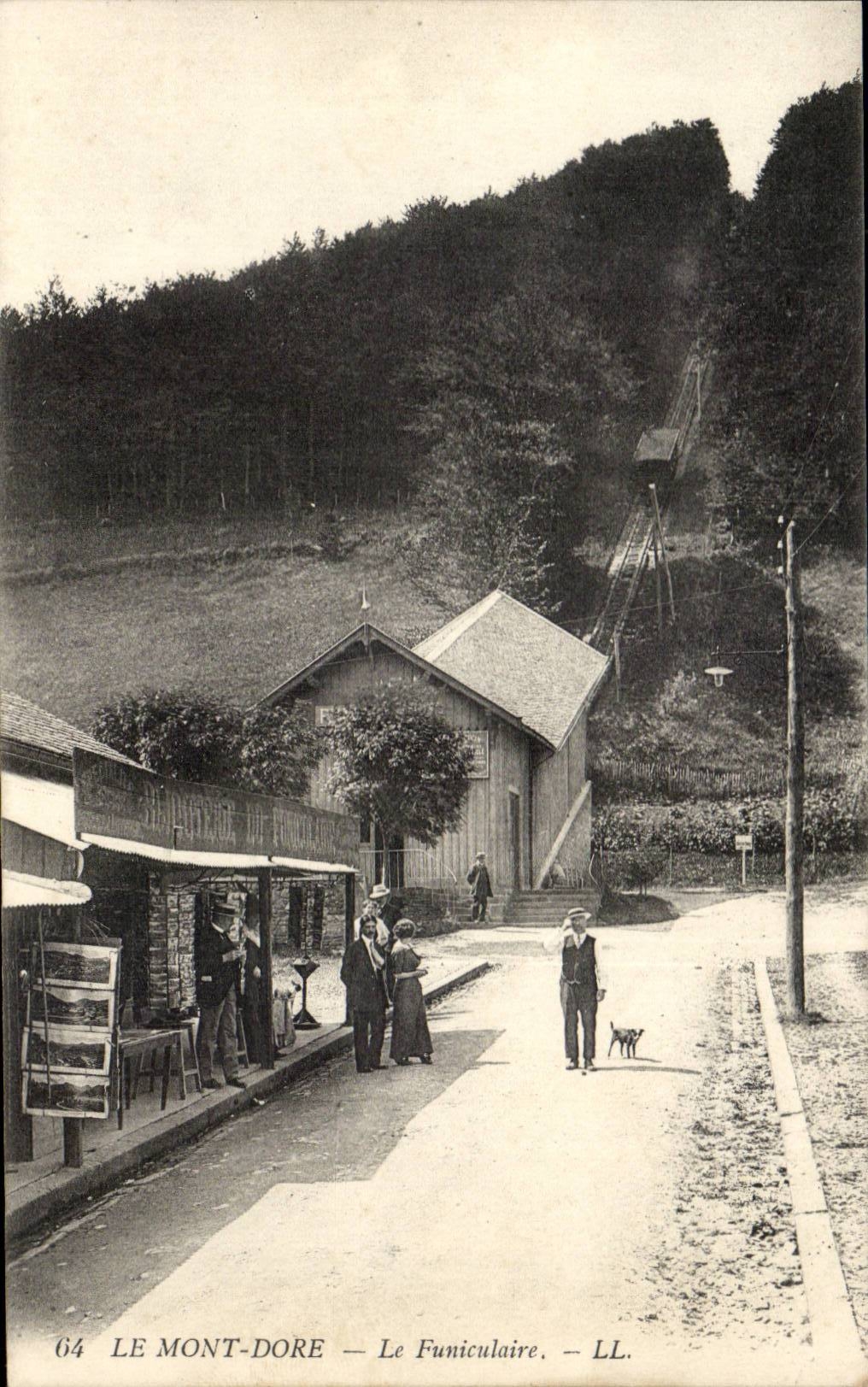 CPA Auvergne Mont Gilds the funicular of the Capuchin