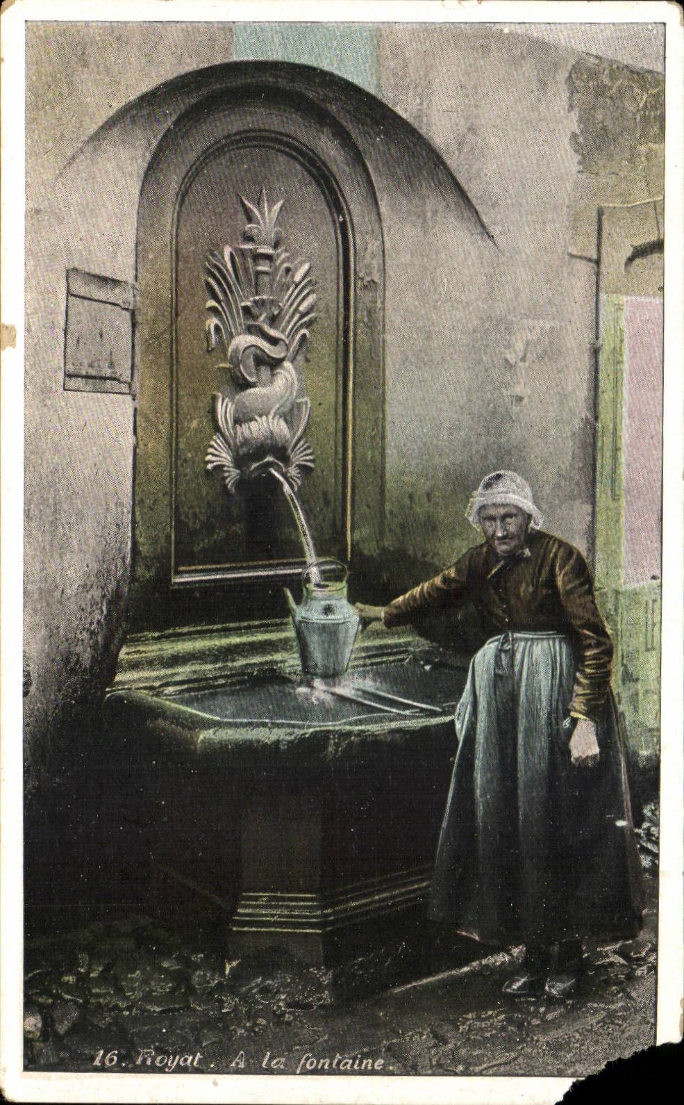 CPA Royat With the fountain Woman Folklore costume