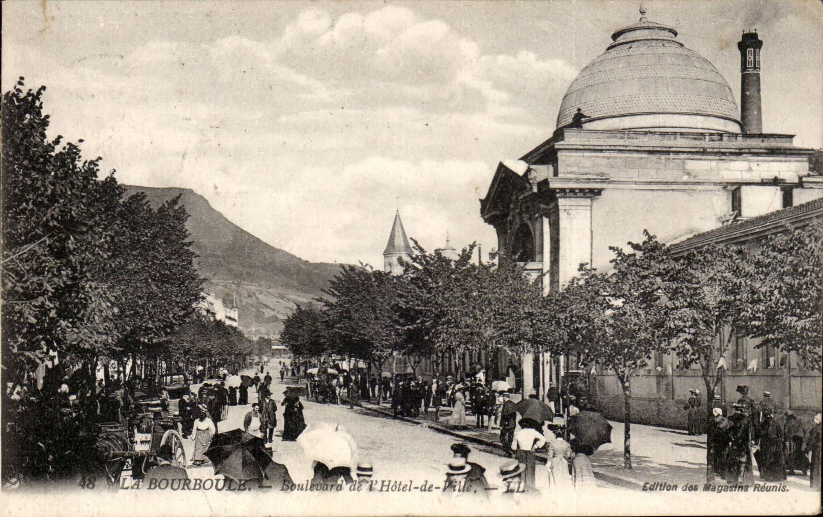 CPA Bourboule Prachtstrasse des Rathauses