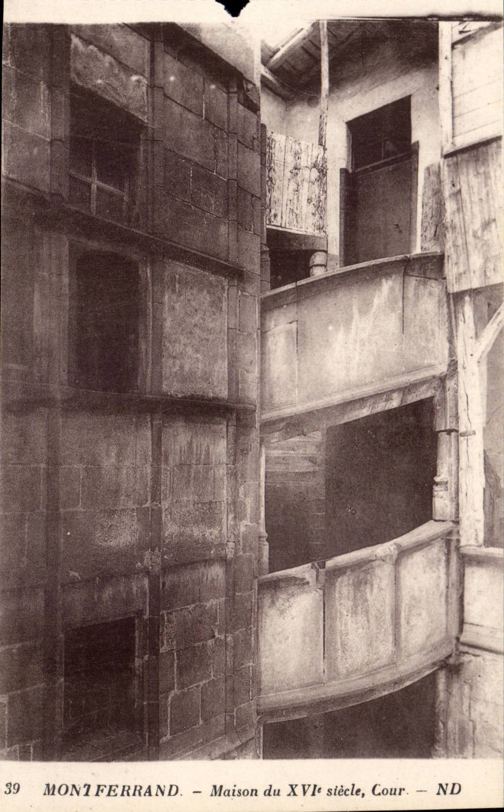 CPA Montferrand House of 16th