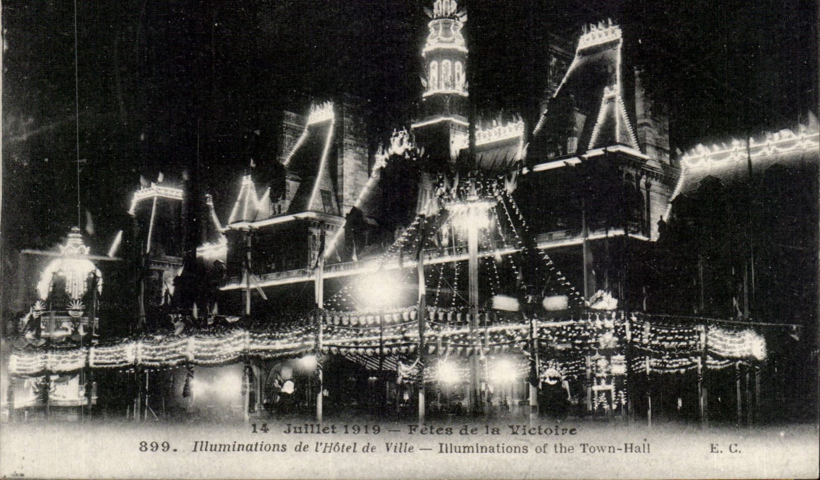 Paris 4 1919 - Fetes de la Victoire - Illuminations de Hotel de Ville - CPA