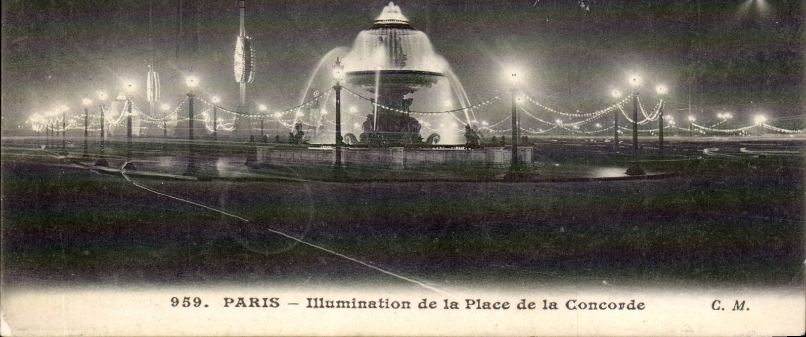 Paris 8 - Two Part Card Illumination of the Place of the Harmony - CPA
