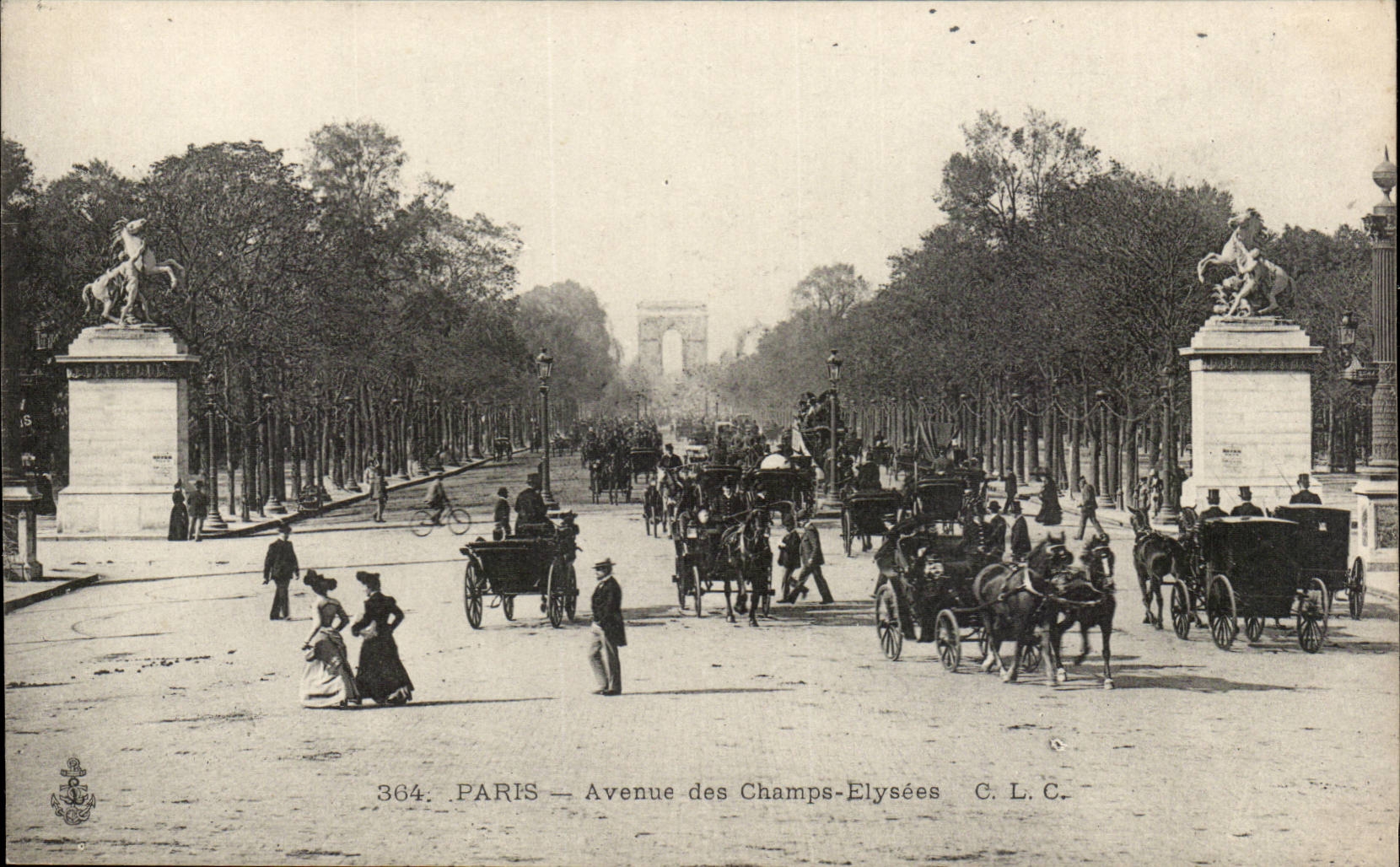 Paris 8 - The Avenue of the Champs Elysees - CPA
