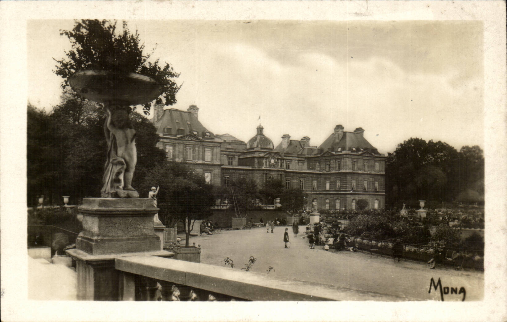 Paris 6 - The Palate of Luxembourg - Small the Table of Paris CPA