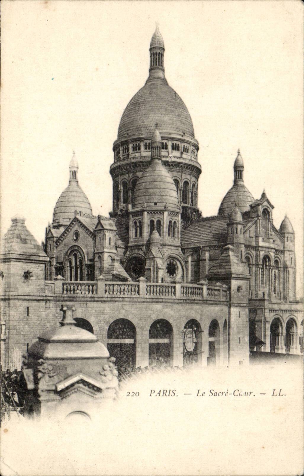 Paris 18 - Montmartre - Basilique du Sacre Coeur CPA