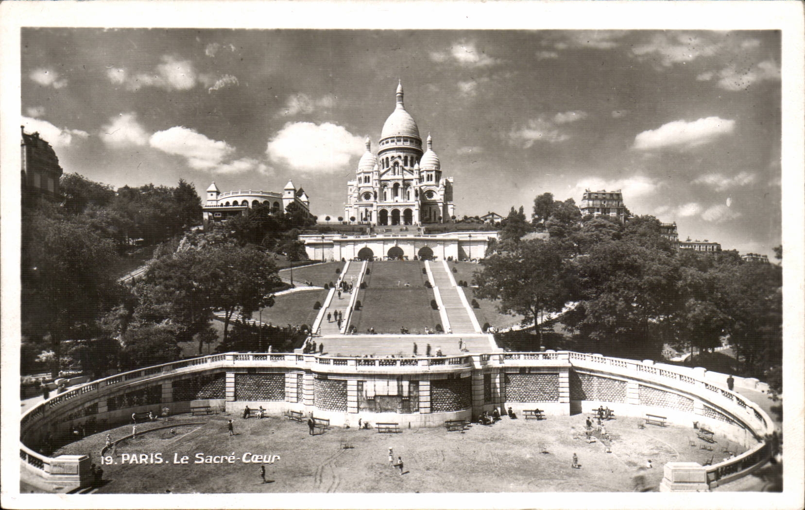 Paris 18 - Montmartre - Basilique du Sacre Coeur CPA