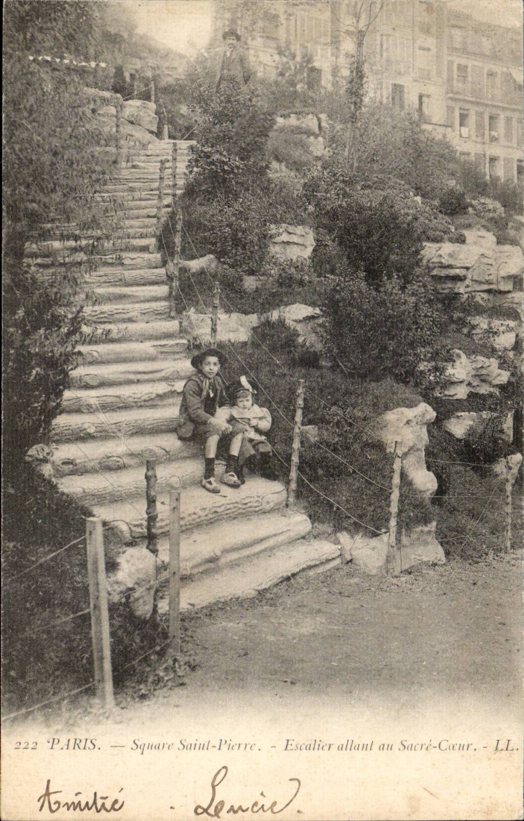 Paris - 18 - Square Saint Pierre - Escalier allant au Sacre Coeur CPA