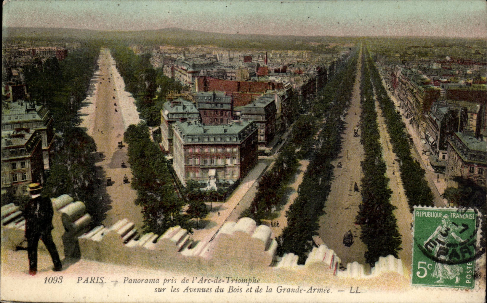 Paris - 8 Panorama taken of Arc de Triomphe on the Avenues of Wood and the Large Army - CPA