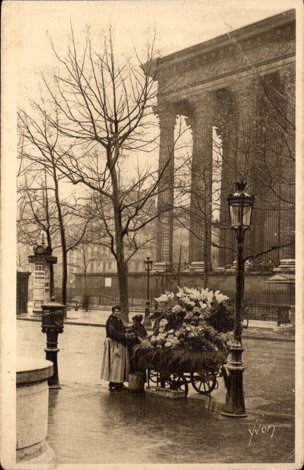 Paris 8 Commercial of the Flowers - Place of the Madeleine - CPA (trades)