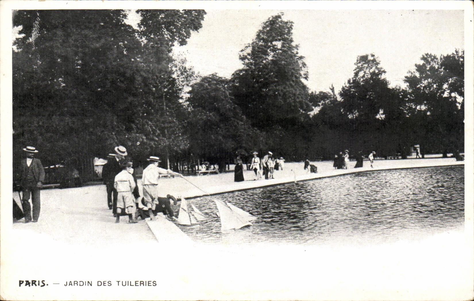 Paris 1 - Jardin des Tuileries - bateau -sailboat - CPA 