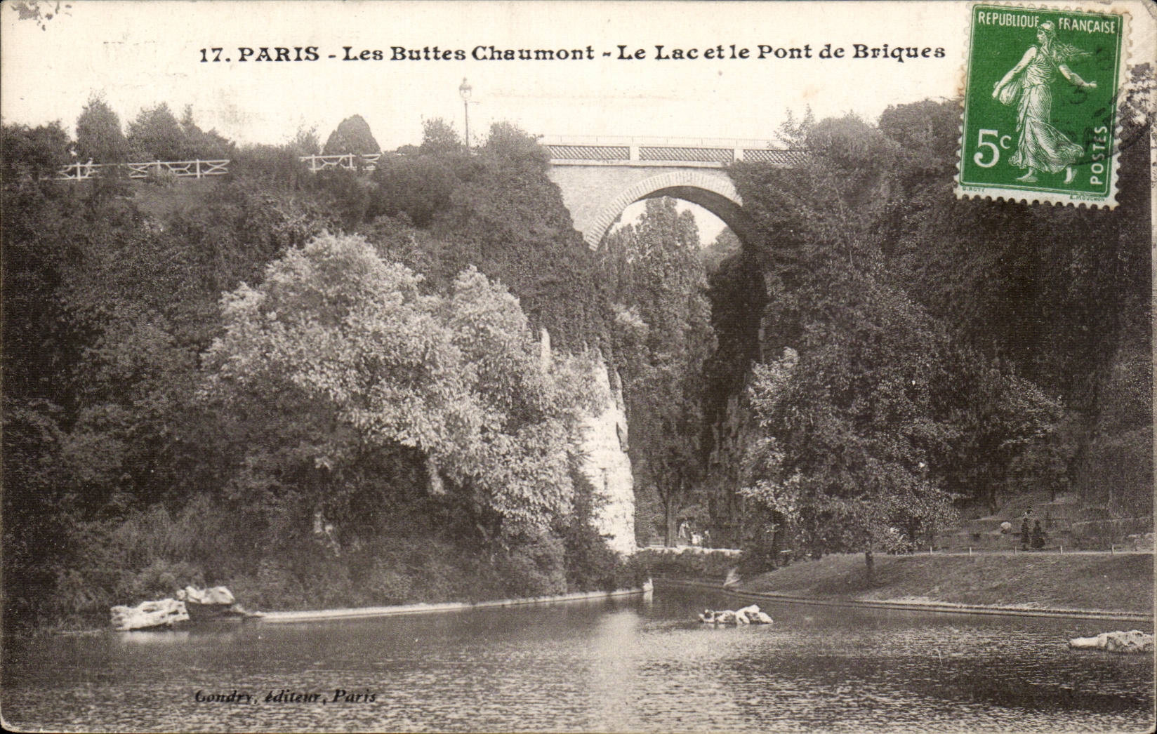 Paris - 19 - the Chaumont Hillocks - the Lake and the Bridge of Bricks - CPA