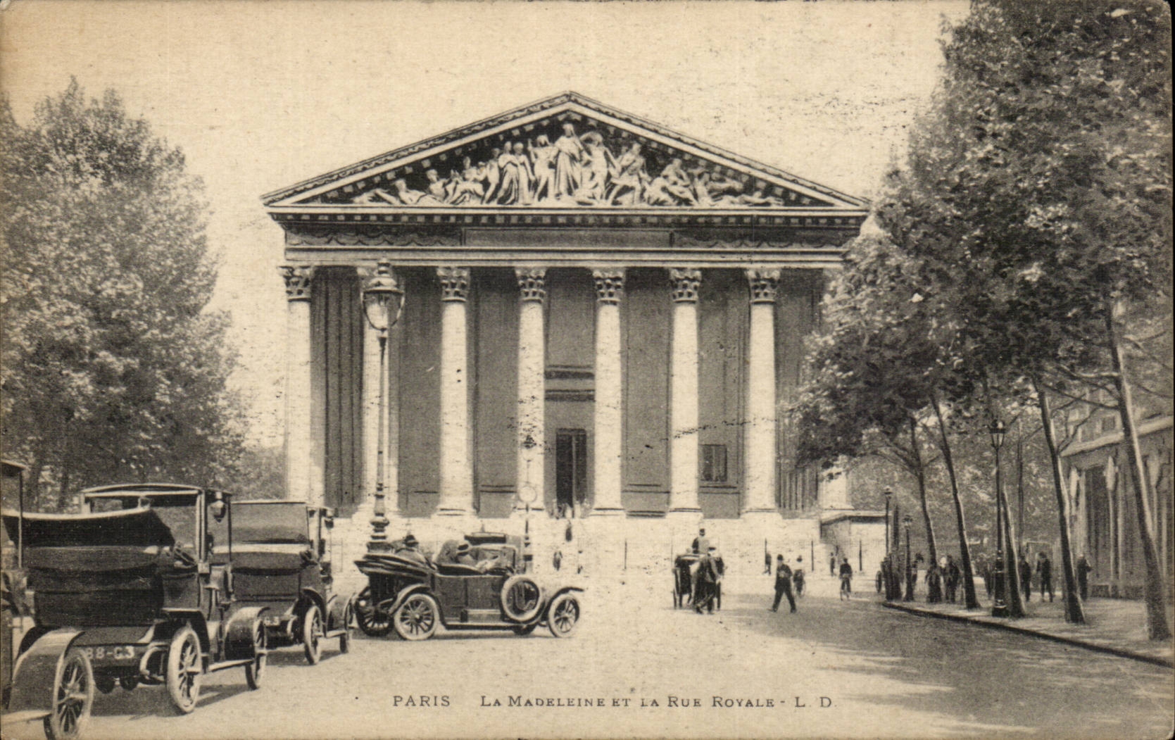 Paris 8 - The Madeleine and the Royal Street - CPA
