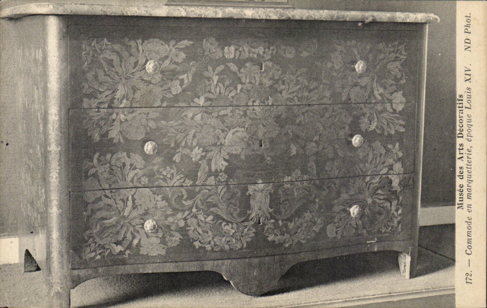 Paris - 1 - Musee des Arts Decoratifs - Commode en marquetterie Epoque Louis XIV CPA - 