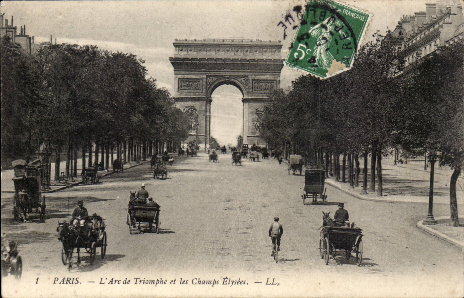 Paris - 8 - Arc de Triomphe and the Elysees Fields - CPA -