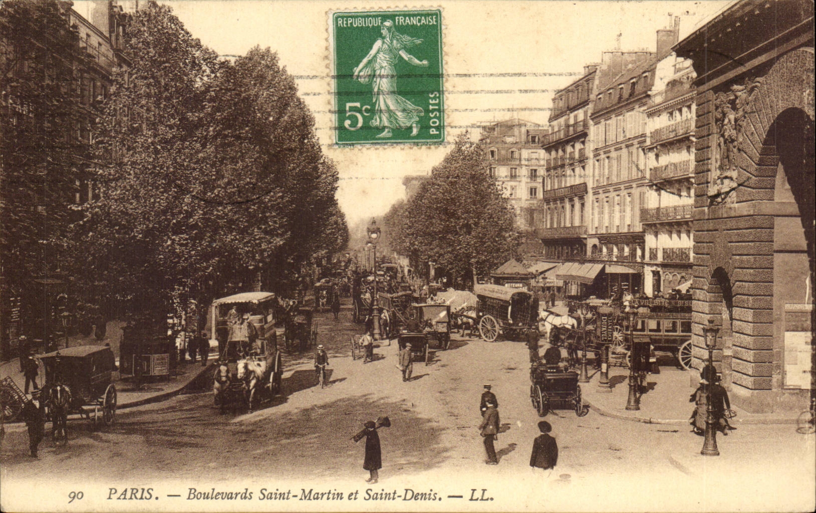 Paris - 10 - Boulevard Saint Martin and Saint Denis - CPA