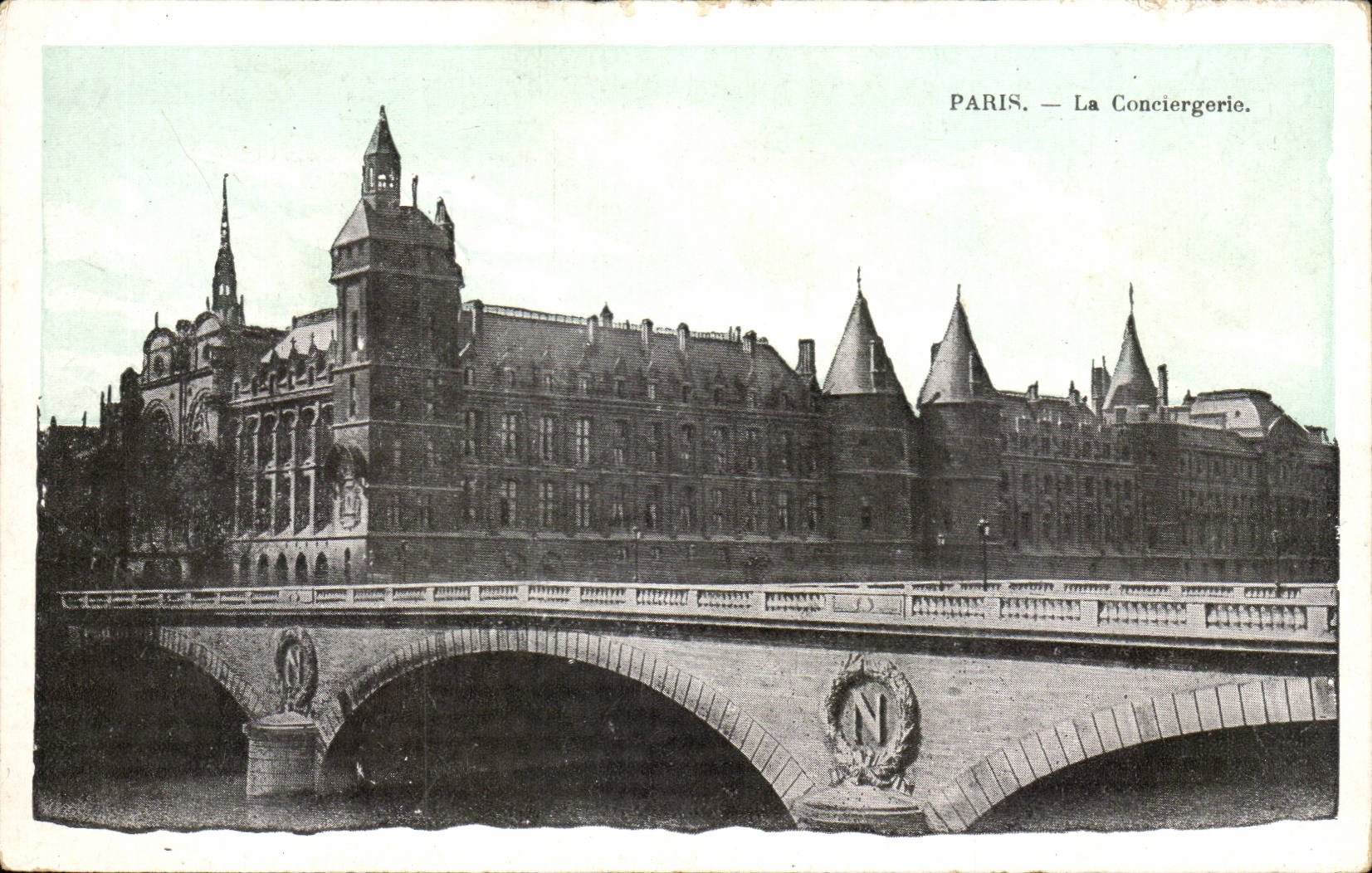 Paris CPA La conciergerie