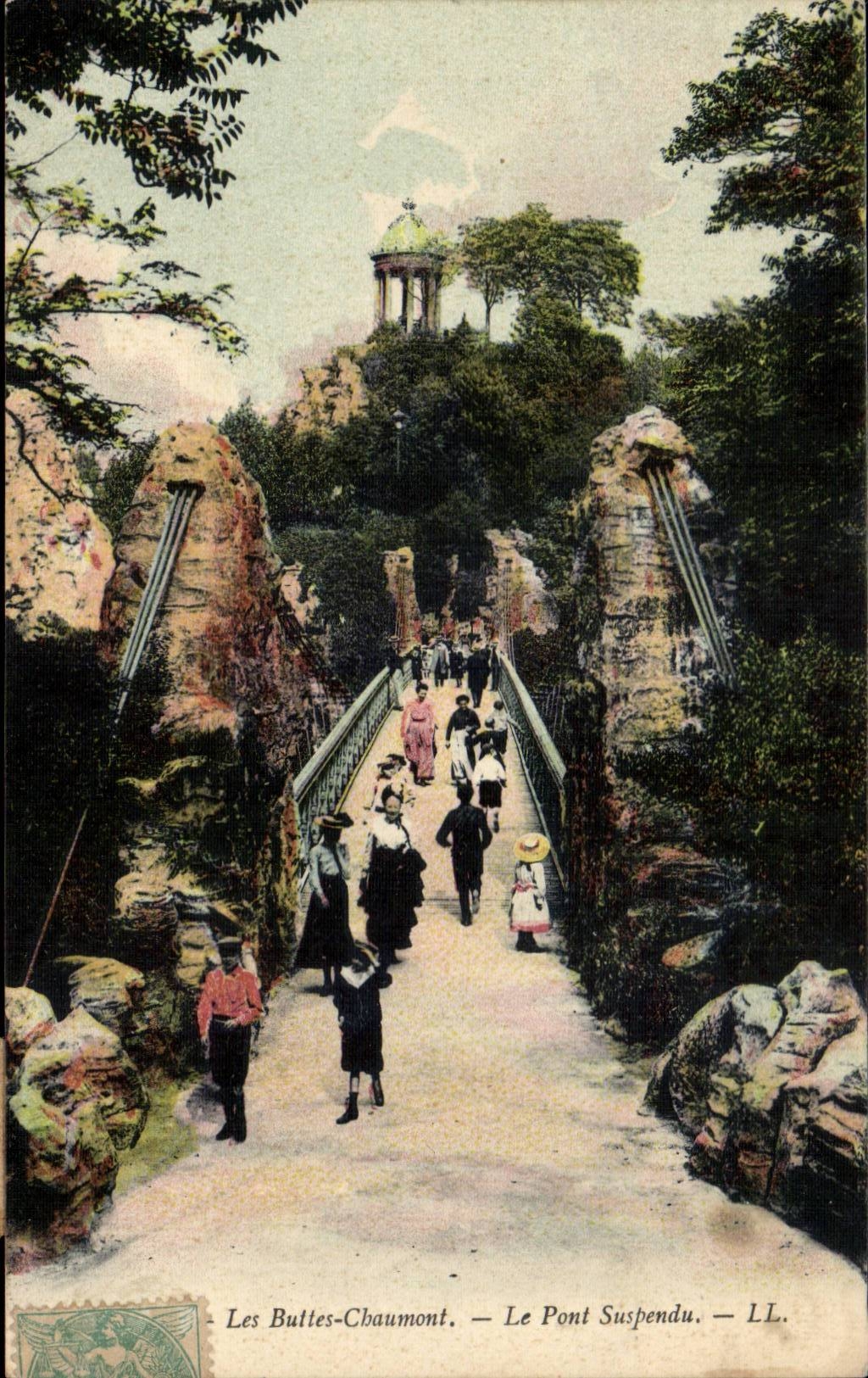 Paris CPA the Chaumont hillocks the suspended bridge
