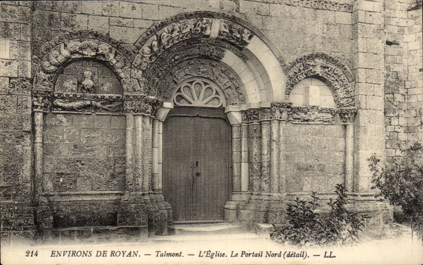 Surroundings of Royan CPA the church the Talmont gate