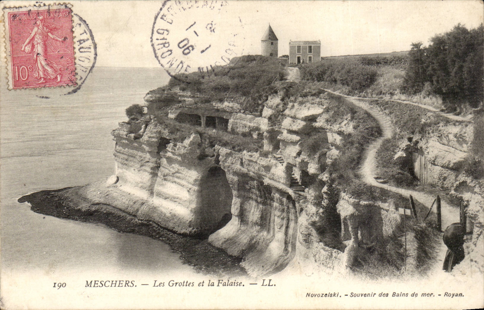 Meschers CPA caves of cliff