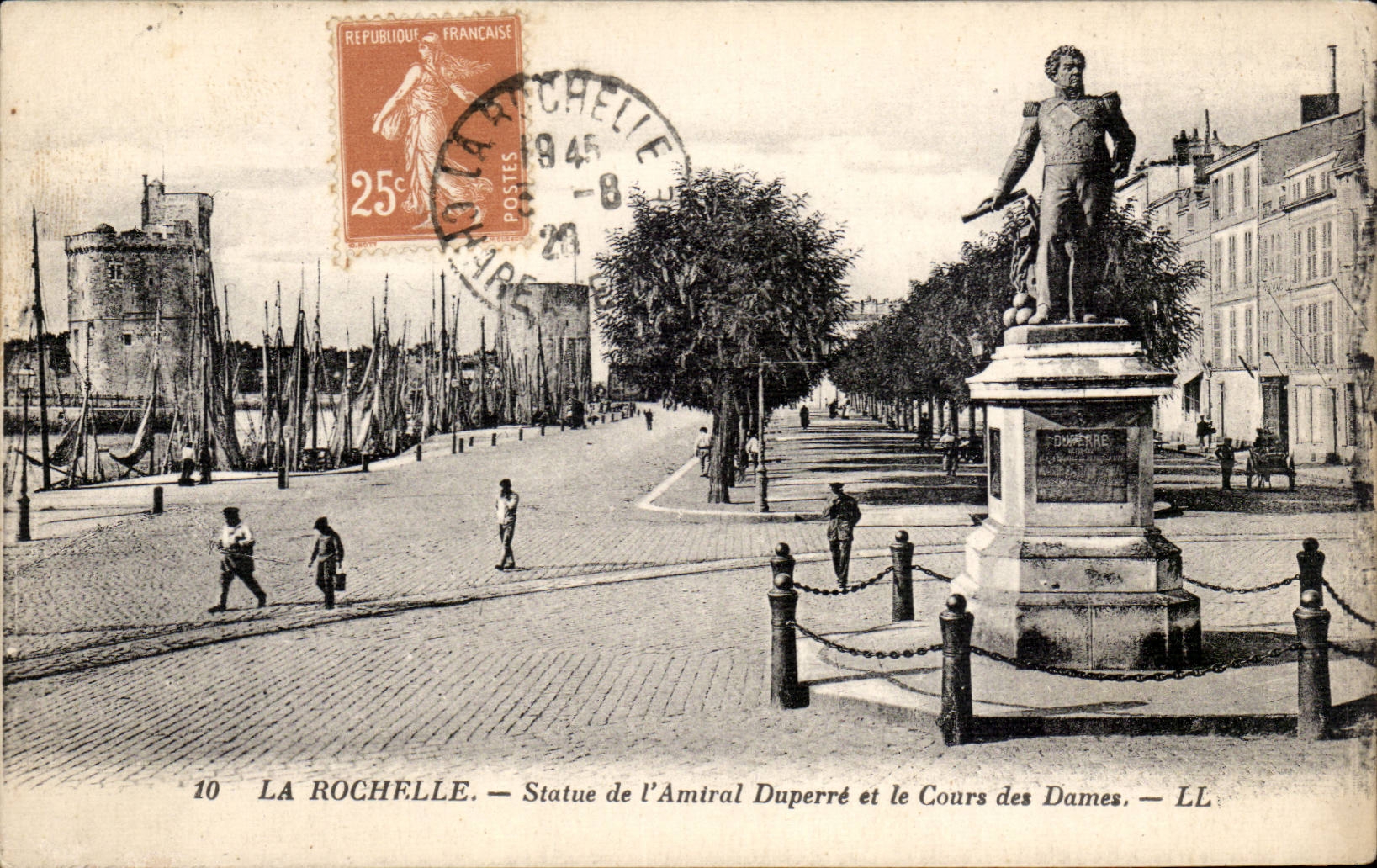 Statue La Rochelle-CPA des Admiral Duperre und der Kurs von den Damen