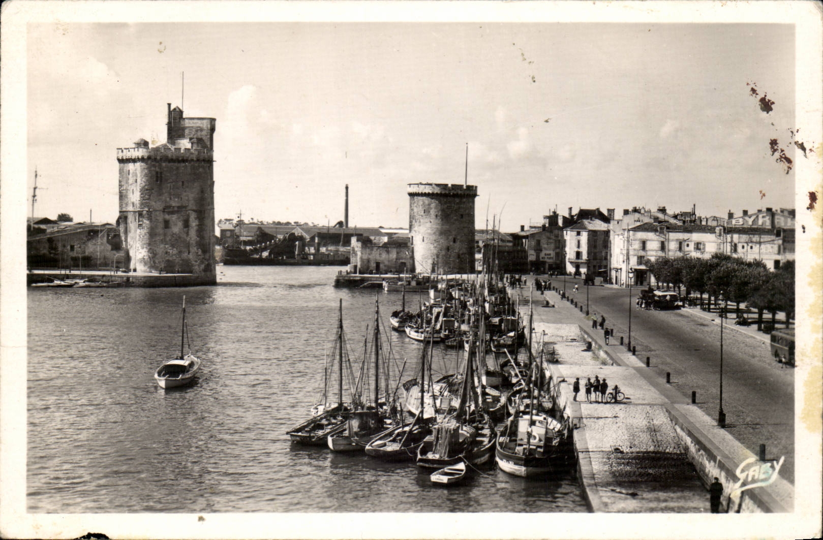 La Rochelle CPA das Kai und die zwei Tours des Hereinkommens des Hafens