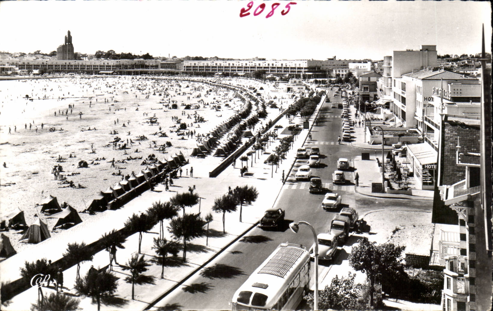 Royan CPA der Strand und die Garnier Prachtstrasse
