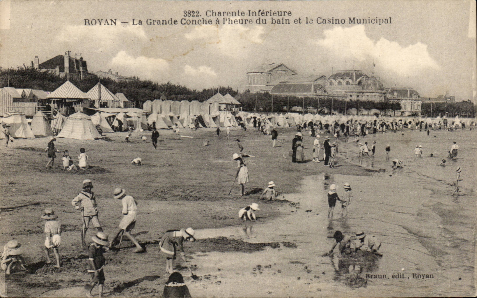 Royan CPA gross das Tritonshorn pro Stunde des Bades und des stadtischen Kasinos