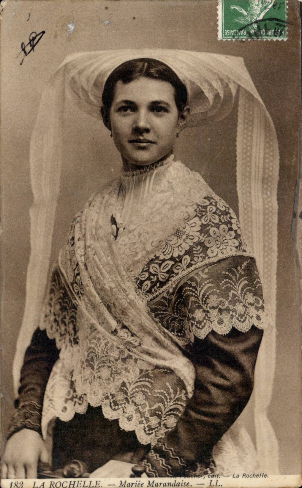 La Rochelle - verheiratete Marandaise Phantasie - Frau - CPA