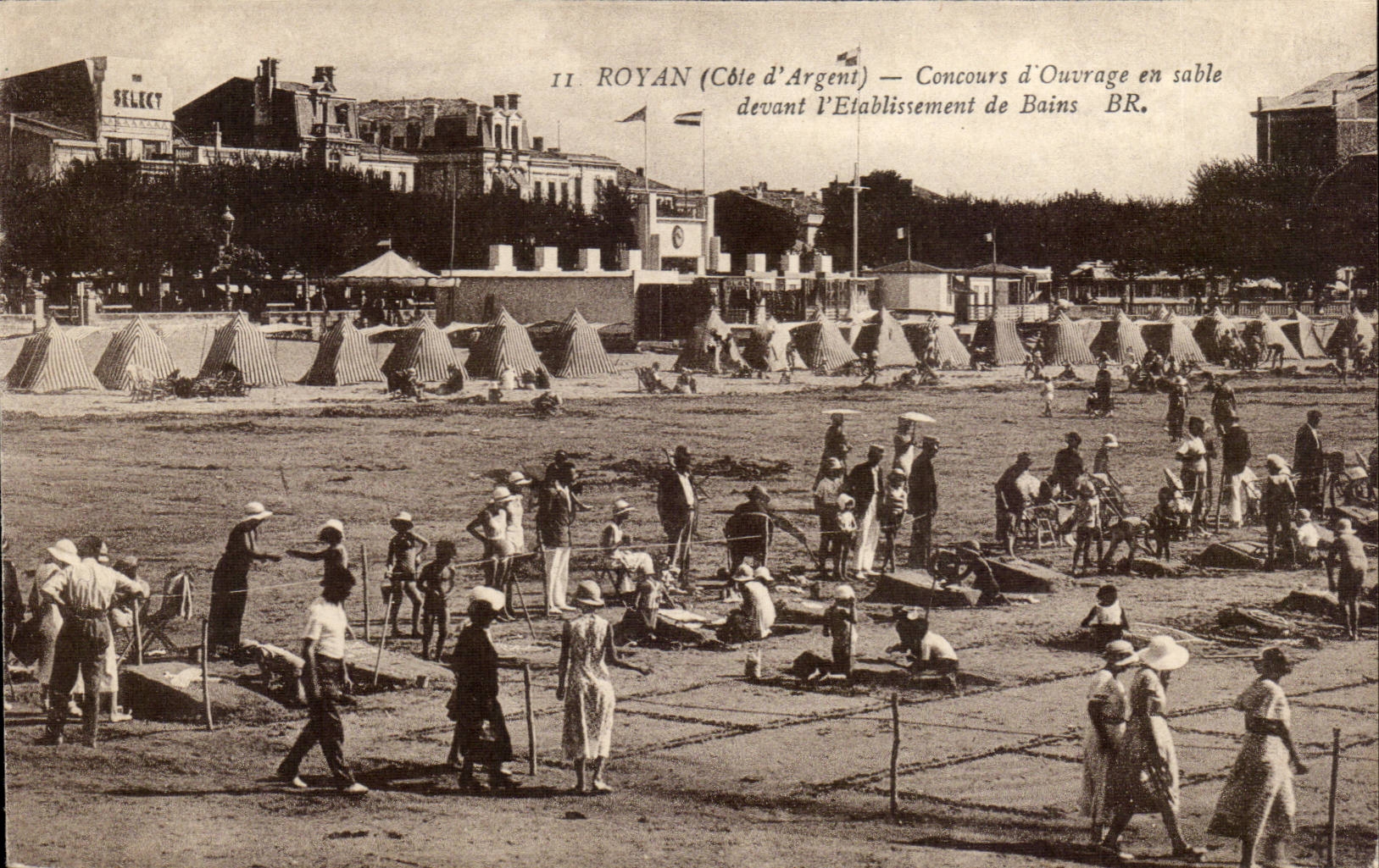 Royan - Wettbewerb der Sandarbeit vor der Einrichtung der Bader - CPA