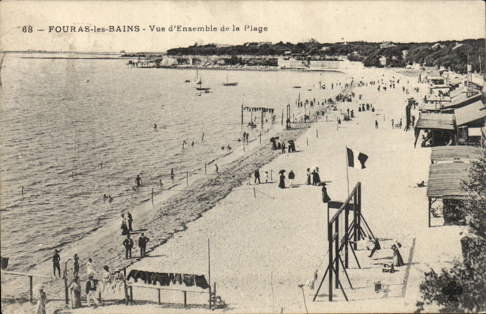 Fouras les Bains cPA Overall picture of the beach