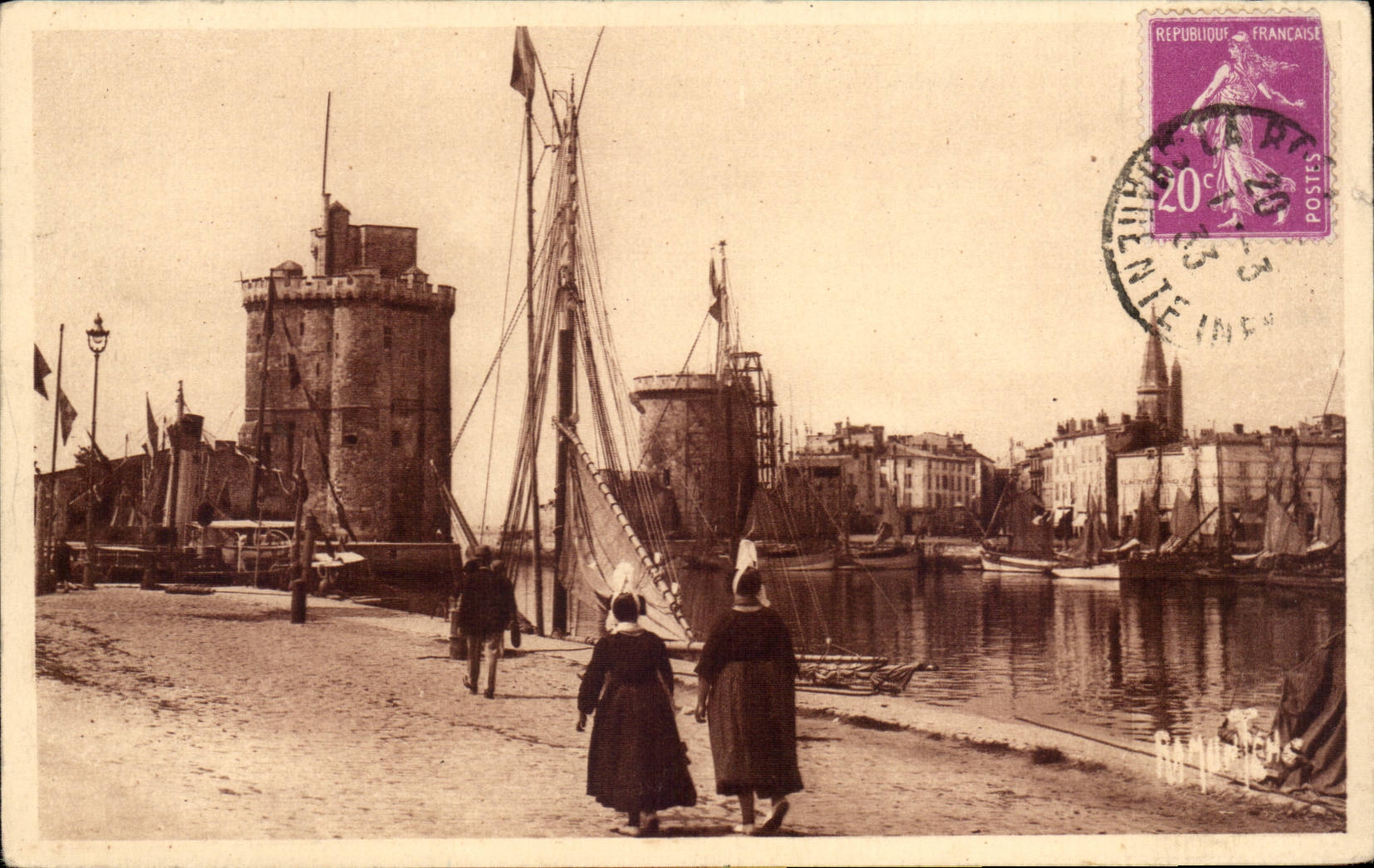 La Rochelle CPA verliess den Hafen