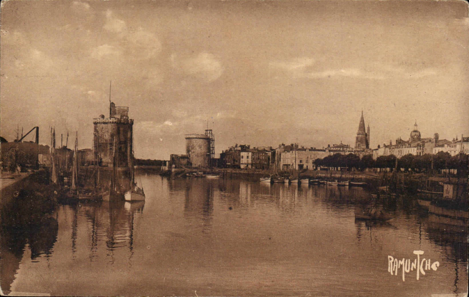 La Rochelle CPA verliess den Hafen