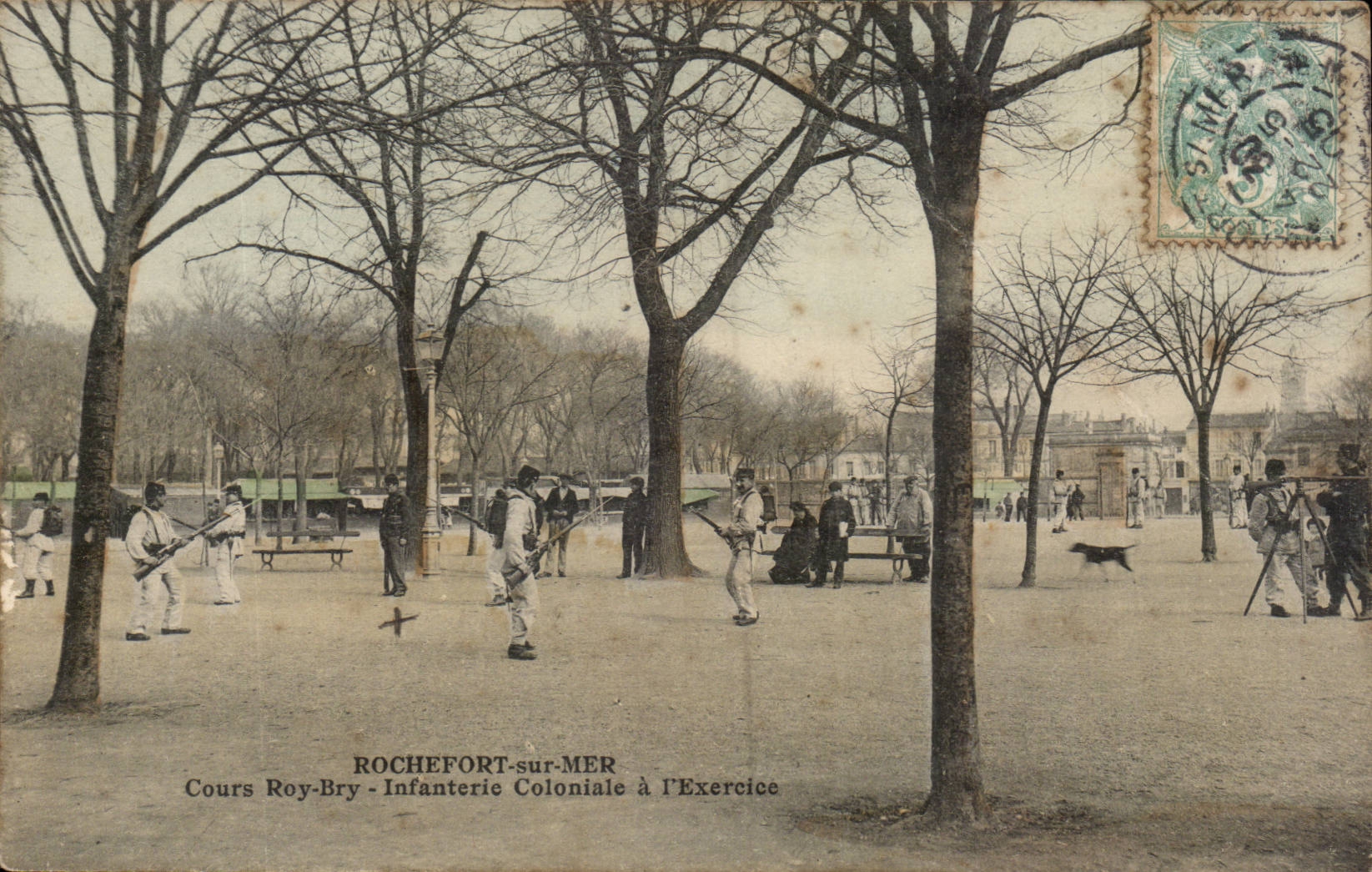 Rochefort on Sea CPA Course Roy BRy colonial Infantry with the exercise