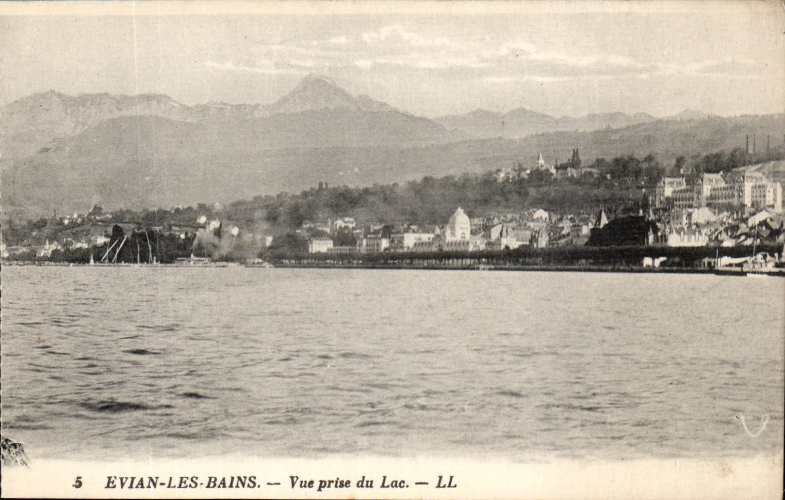Evian les Bains CPA Seen from of the lake