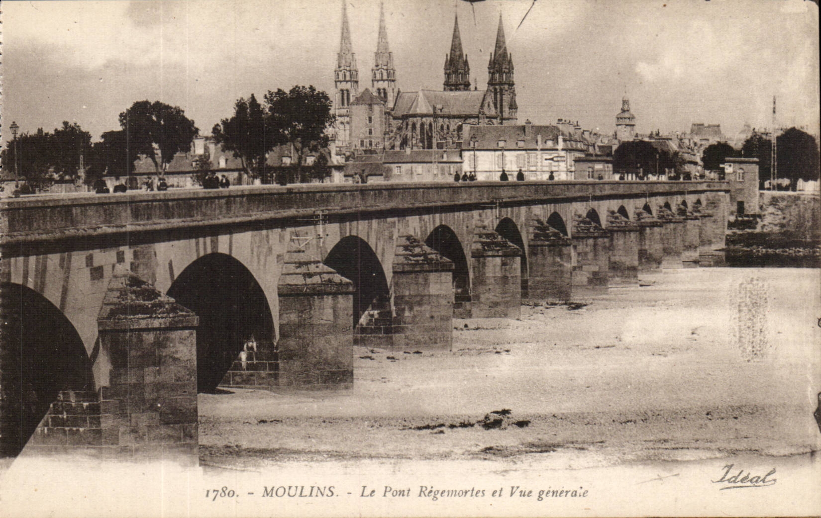 Moulins CPA the Regemortes bridge and View