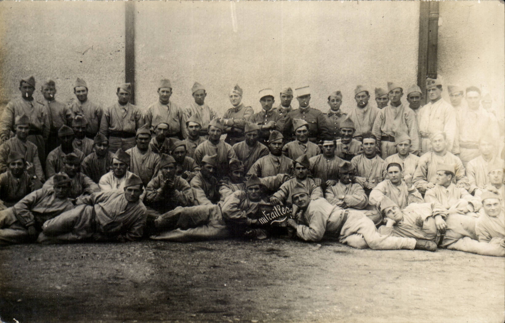 CPA reales Foto Militaria Regiment