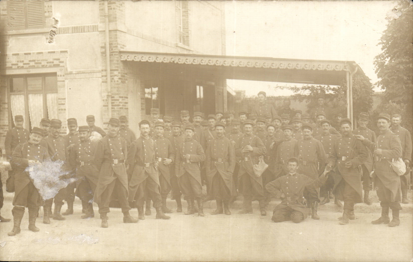 CPA Militaria Real photo Soldiers