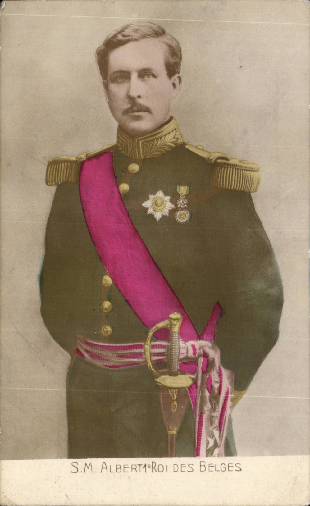 CPA Militaria Albert 1st king of the Belgians