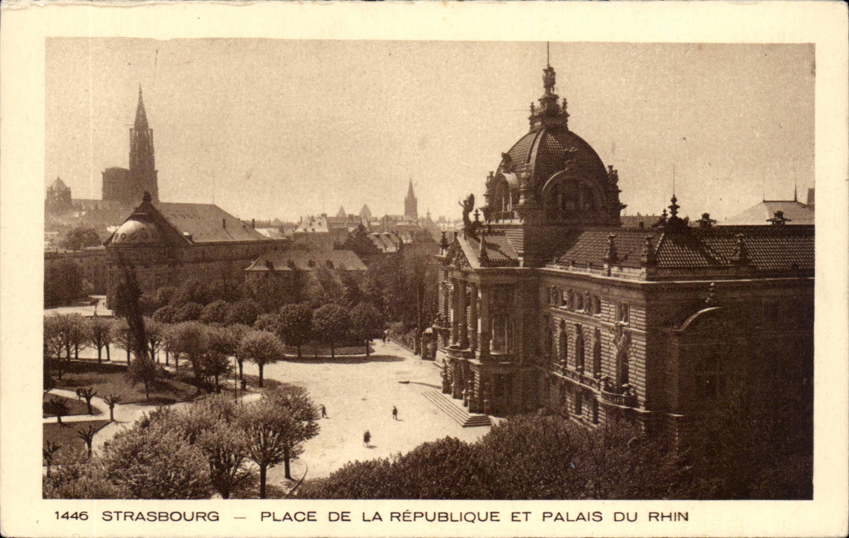 CPA Strasbourg Places republic and palate of the Rhine