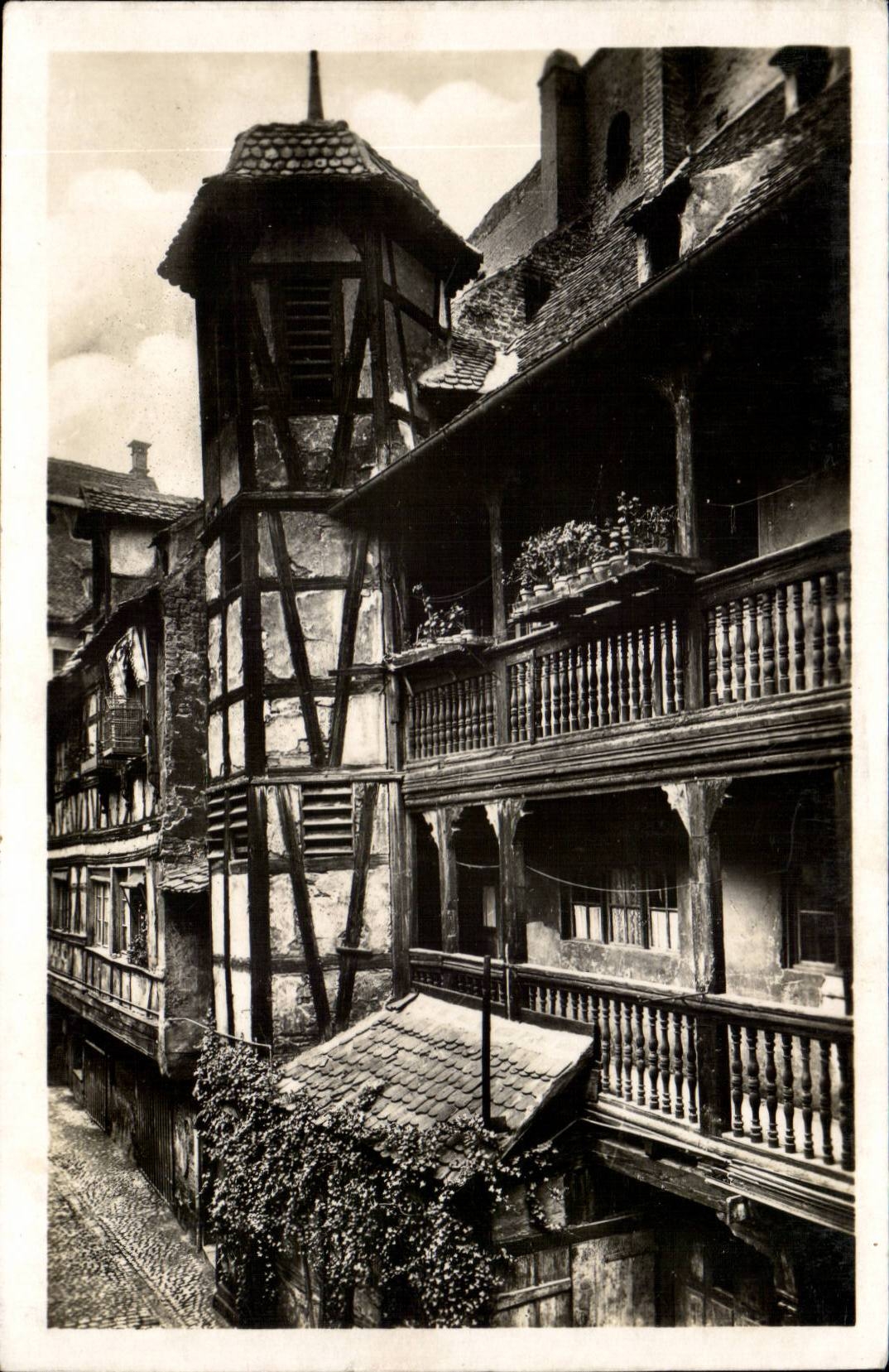 CPA Strasbourg Court of the corbel