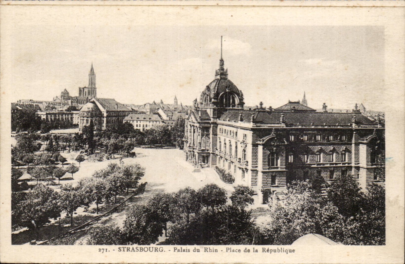 CPA Strasbourg Palate of the rhine Place of the Republic