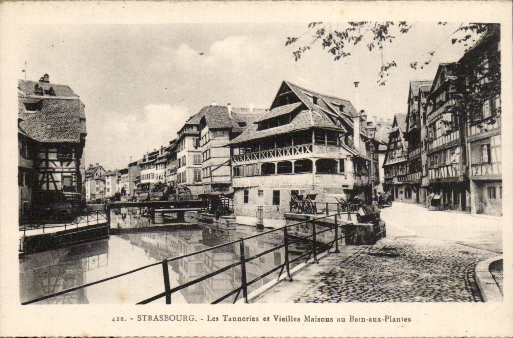 CPA Strasbourg tanneries and old houses with the bath of the plants